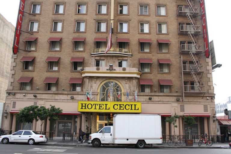 a photo of the hotel cecil, where elisa lam tragically passed