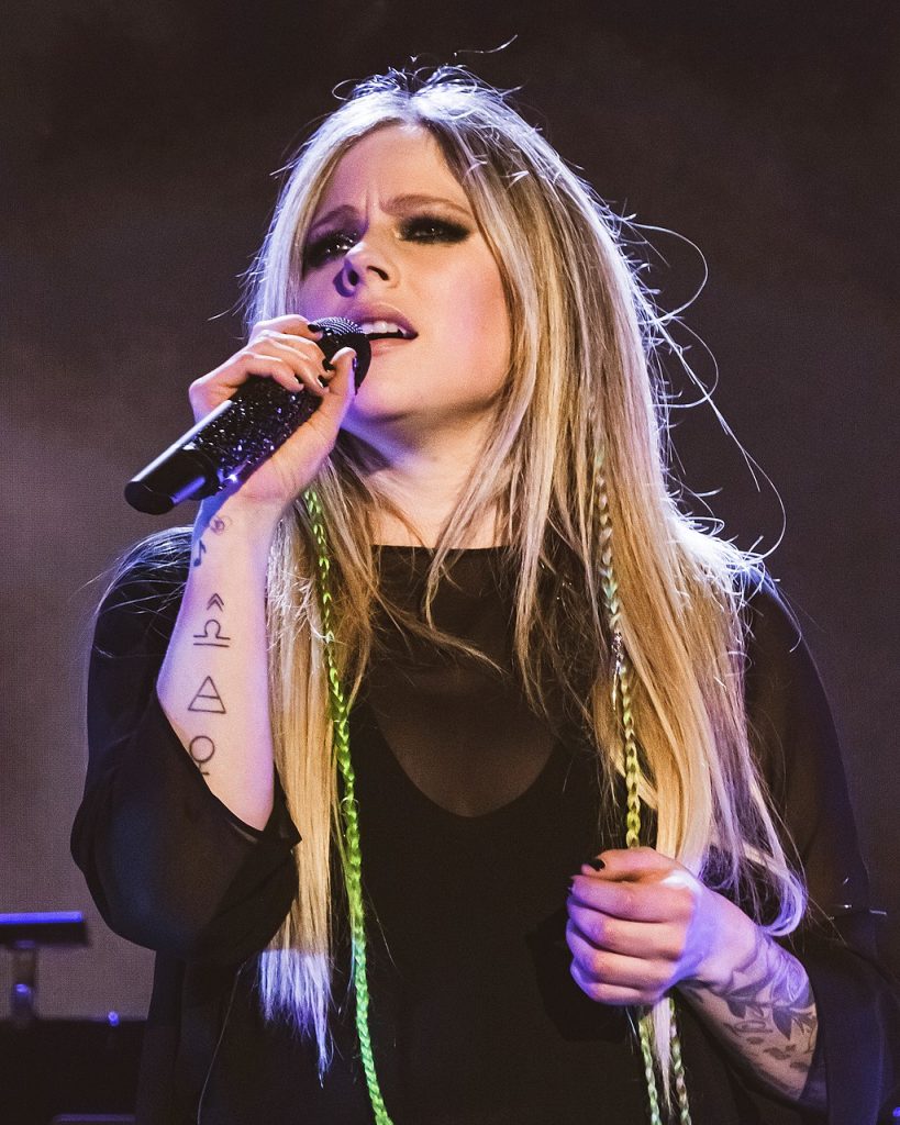 Avril Lavigne performing in 2019
